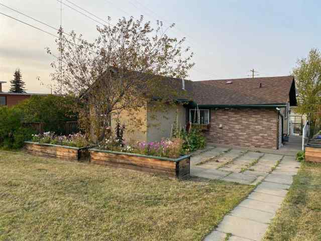 NONE real estate 5031 45 Avenue  in NONE Spirit River