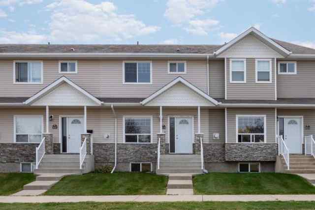 Valleyview real estate 2411B Valleyview Drive  in Valleyview Camrose