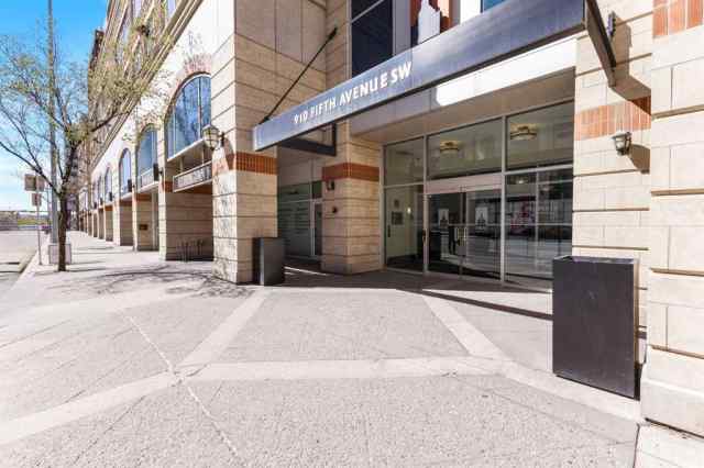 Downtown Commercial Core real estate 1106, 910 5 Avenue SW in Downtown Commercial Core Calgary