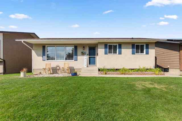 Crestwood-Norwood real estate 49 Corbitt Way SE in Crestwood-Norwood Medicine Hat