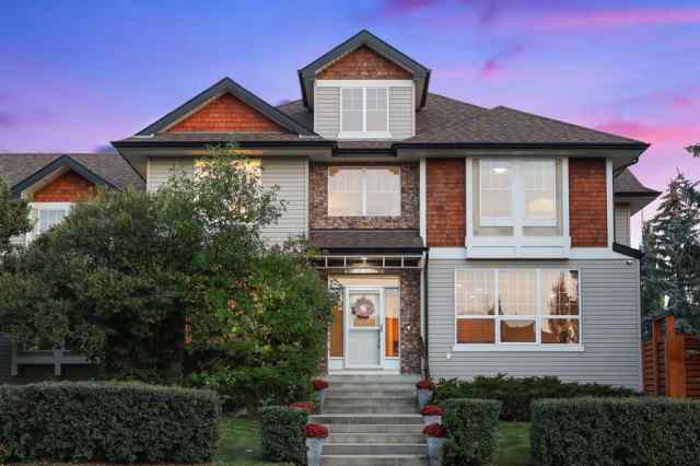 Crestmont real estate 7 Crestmont Drive SW in Crestmont Calgary
