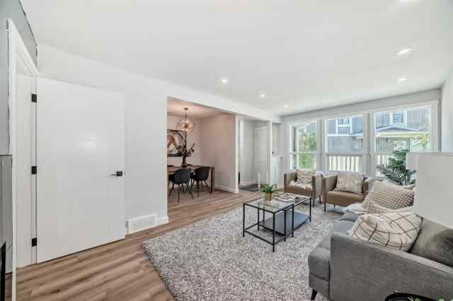 Thorncliffe real estate 404, 544 Blackthorn Road NE in Thorncliffe Calgary
