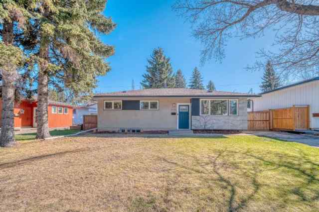 Lakeview real estate 2715 63 Avenue SW in Lakeview Calgary
