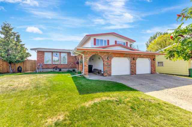 Steele Heights real estate 5621 35 Street  in Steele Heights Lloydminster
