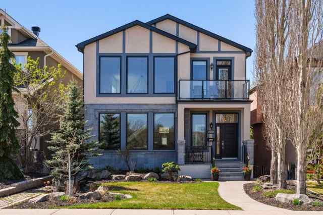 Inglewood real estate 2225 8 Avenue SE in Inglewood Calgary