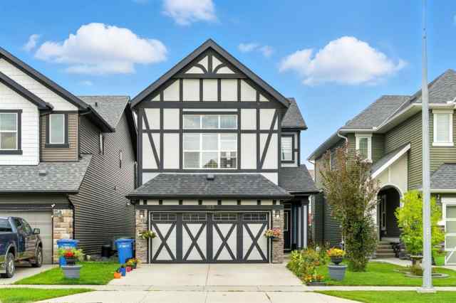 Kings Heights real estate 313 Kings Heights Drive SE in Kings Heights Airdrie