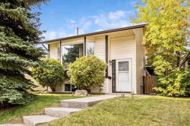 Riverbend real estate 15 Riverbirch Place SE in Riverbend Calgary
