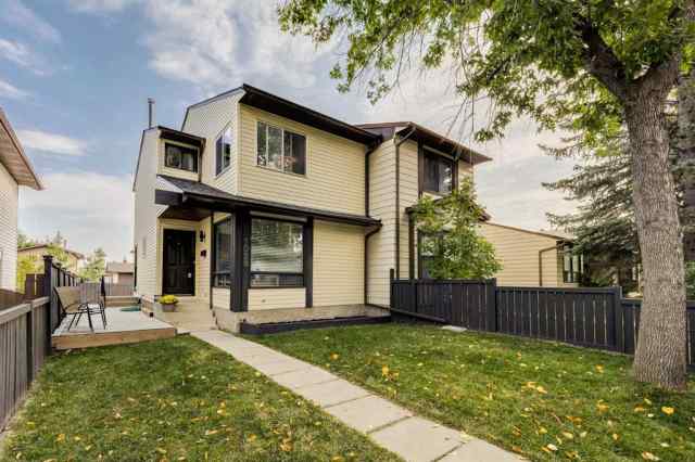 Beddington Heights real estate 1028 Berkley Drive NW in Beddington Heights Calgary