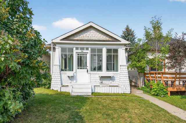 Mount Pleasant real estate 722 20 Avenue NW in Mount Pleasant Calgary