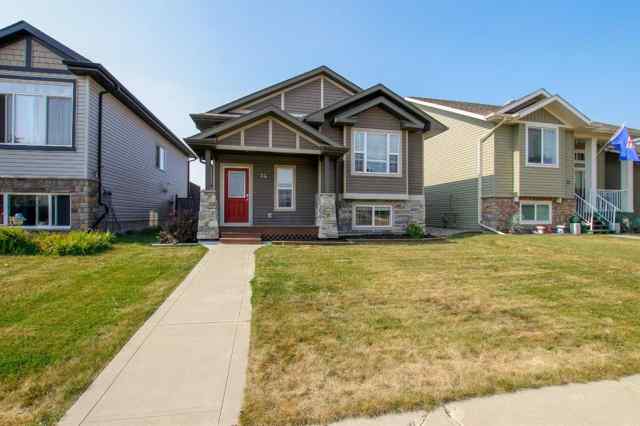 Ryders Ridge real estate 14 Radcliff Way  in Ryders Ridge Sylvan Lake