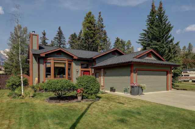 Larch real estate 2 Larch Close  in Larch Canmore