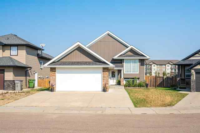 Aurora real estate 4104 34 Street  in Aurora Lloydminster
