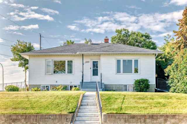 Central Ponoka real estate 5001 44 Ave   in Central Ponoka Ponoka