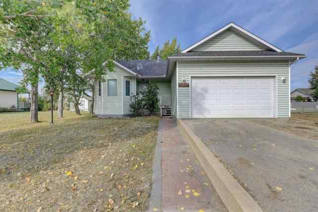 NONE real estate 10108 106 Street  in NONE Hythe