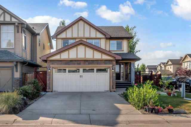 Kings Heights real estate 2407 Kingsland View SE in Kings Heights Airdrie