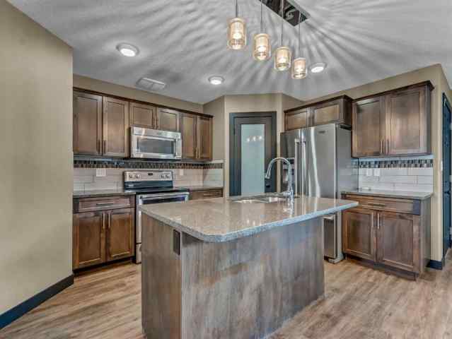 Southland real estate 47 Southlands Boulevard SE in Southland Medicine Hat
