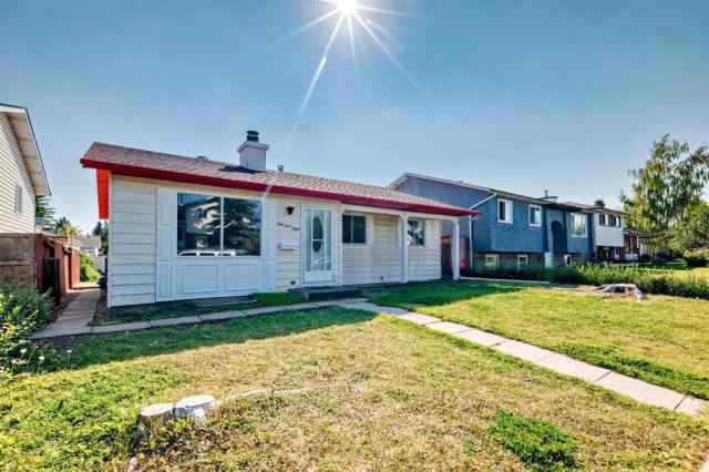 Rundle real estate 948 Rundlecairn Way NE in Rundle Calgary