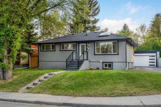Thorncliffe real estate 135 Thorncrest Road NW in Thorncliffe Calgary
