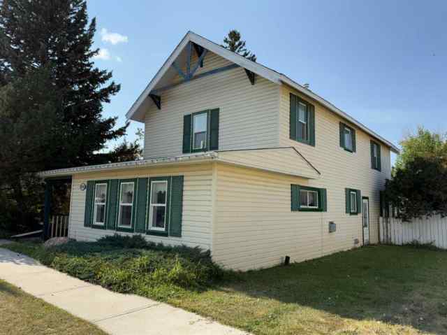 NONE real estate 314 1 Street N in NONE Vulcan