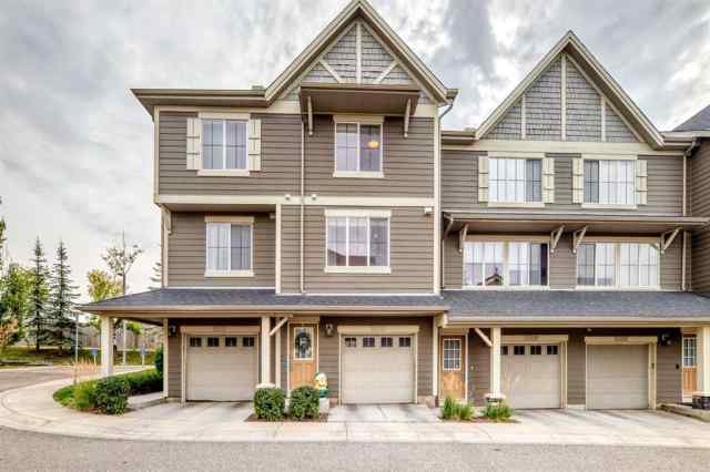 Panorama Hills real estate 2010, 125 Panatella Way NW in Panorama Hills Calgary