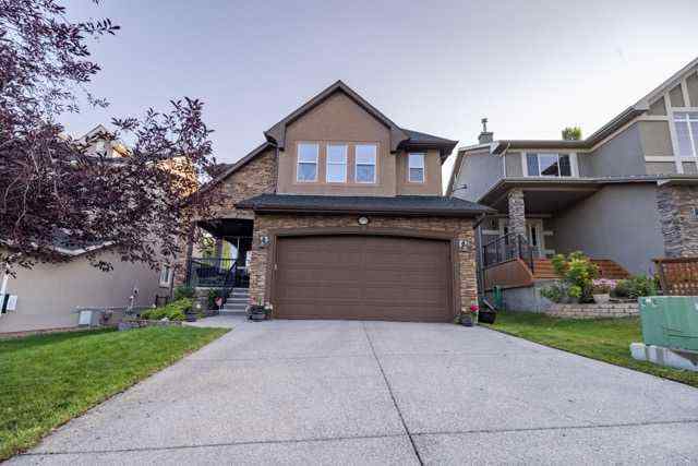 Crestmont real estate 28 Crestmont Way SW in Crestmont Calgary