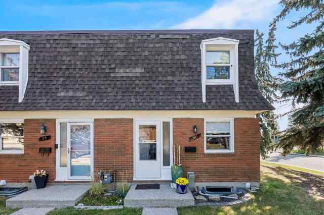 Canyon Meadows real estate 90, 330 Canterbury Drive SW in Canyon Meadows Calgary