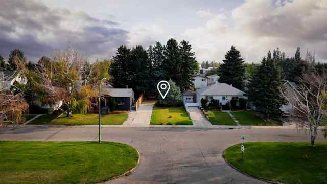 Glendale real estate 439 Dieppe Boulevard S in Glendale Lethbridge