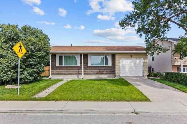 Bonavista Downs real estate 1212 Lake Sylvan Drive  in Bonavista Downs Calgary
