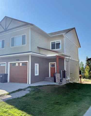Thompson Lake real estate 17, 214 McArdell Drive  in Thompson Lake Hinton