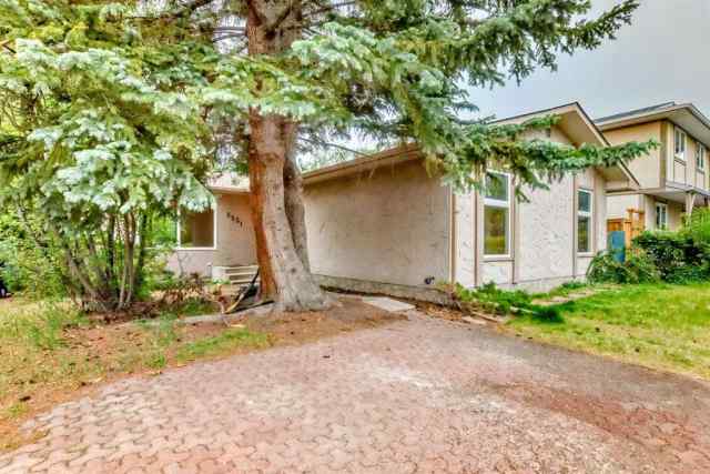 Dalhousie real estate 5531 Dalhart Hill NW in Dalhousie Calgary