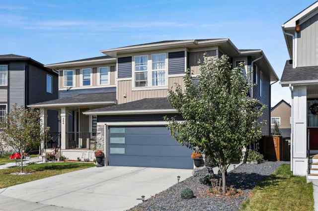 Lanark real estate 340 Lawthorn Way SE in Lanark Airdrie