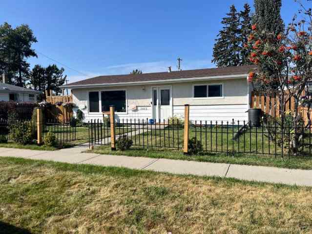  T4T 1E7 Rocky Mountain House