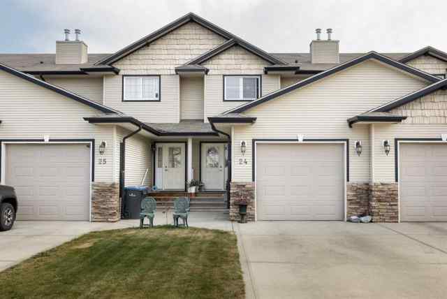 Lakeway Landing real estate 24 Legend Court  in Lakeway Landing Sylvan Lake