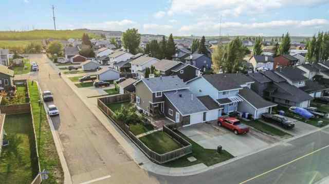 Dickinsfield real estate 219 Athabasca Avenue  in Dickinsfield Fort McMurray