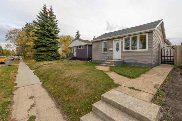 Just listed East Lloydminster homes for sale new 4717 49 Street  in East Lloydminster Lloydminster