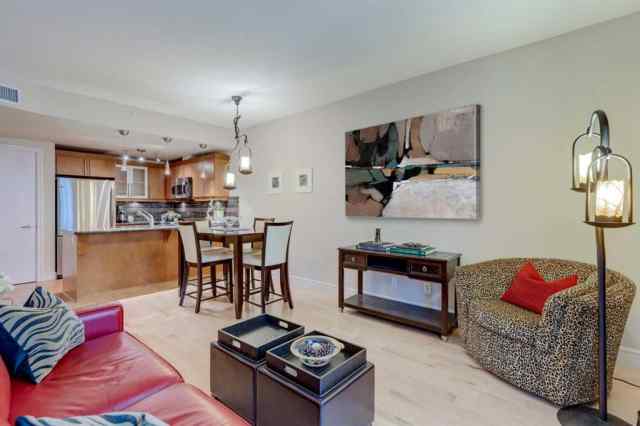 206, 817 15 Avenue SW Calgary