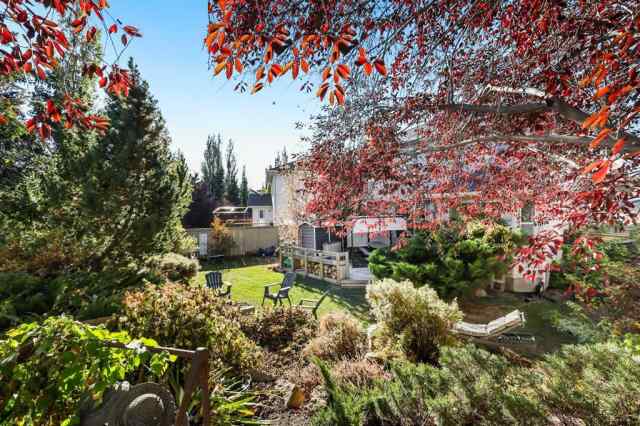 Just listed Douglasdale/Glen homes for sale new 248 Douglas Ridge Green SE in Douglasdale/Glen Calgary