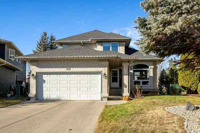 Just listed Douglasdale/Glen homes for sale new 152 Douglas Woods Grove SE in Douglasdale/Glen Calgary
