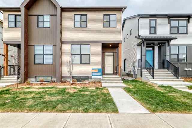 Just listed Hotchkiss homes for sale new 197 Hotchkiss Road SE in Hotchkiss Calgary