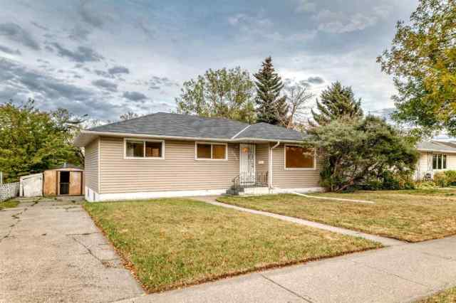 Just listed Thorncliffe homes for sale new 5924 Centre Street NE in Thorncliffe Calgary
