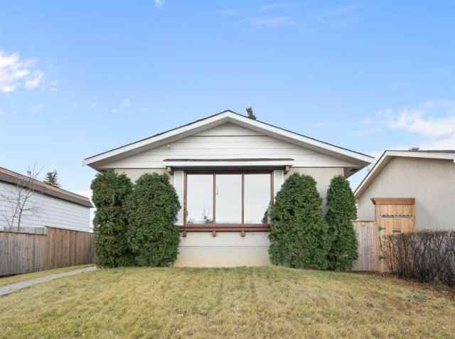 Just listed Dover homes for sale new 181 Dovercliffe Close SE in Dover Calgary