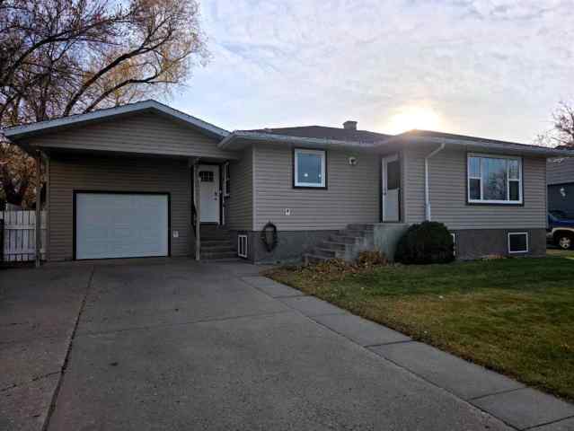 Just listed NONE homes for sale new 4920 55 Avenue  in NONE Taber