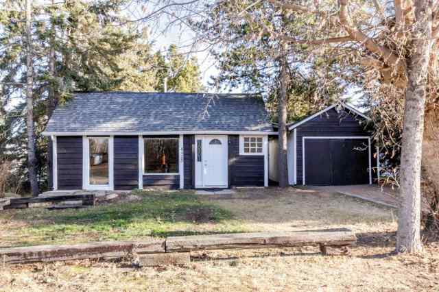 Just listed Palo homes for sale new 4523 48 Street  in Palo Sylvan Lake