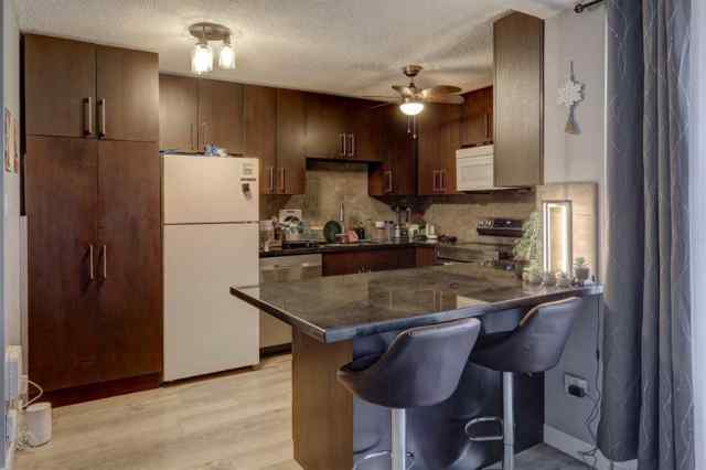 Just listed Cliff Bungalow homes for sale new Unit-650-519 17 Avenue SW in Cliff Bungalow Calgary