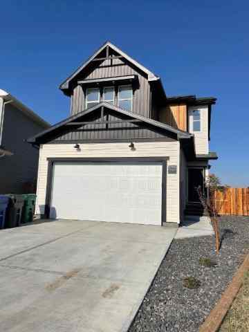 Just listed Legacy Ridge / Hardieville homes for sale new 947 41 Avenue N in Legacy Ridge / Hardieville Lethbridge