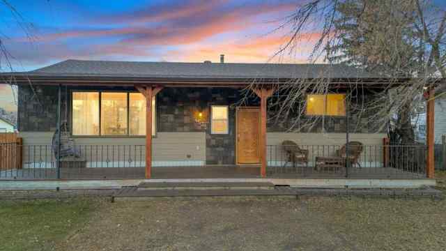 Just listed Palo homes for sale new 4535 47 Street  in Palo Sylvan Lake