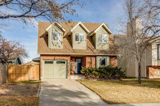 Just listed Meadowbrook homes for sale new 1220 Meadowbrook Drive SE in Meadowbrook Airdrie