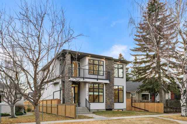 Just listed Mount Pleasant homes for sale new 725 18 Avenue NW in Mount Pleasant Calgary