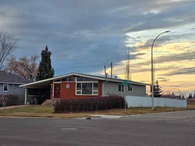 Just listed Avondale homes for sale new 10916 102 Street  in Avondale Grande Prairie