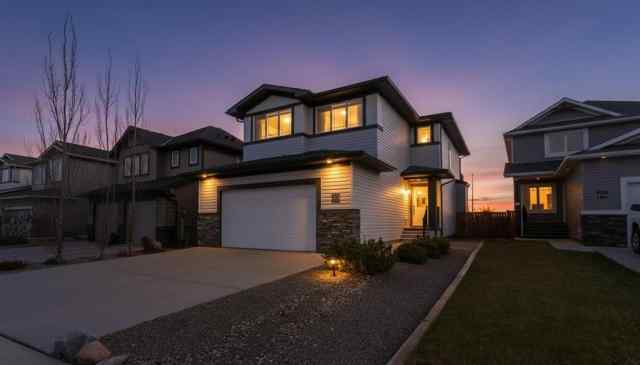 Just listed Copperwood homes for sale new 523 Firelight Place W in Copperwood Lethbridge